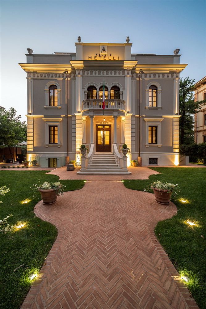 Relais Metelli Hotel Foligno Exterior photo